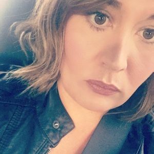 Meet your Posher, Carrie